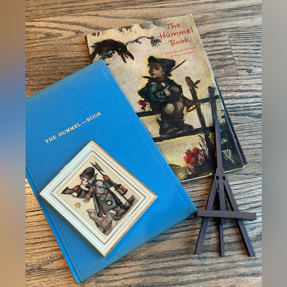 The Hummel Book AND The M. J. Hummel Gallery Town Crier Plaque & Easel 4 1/8" H